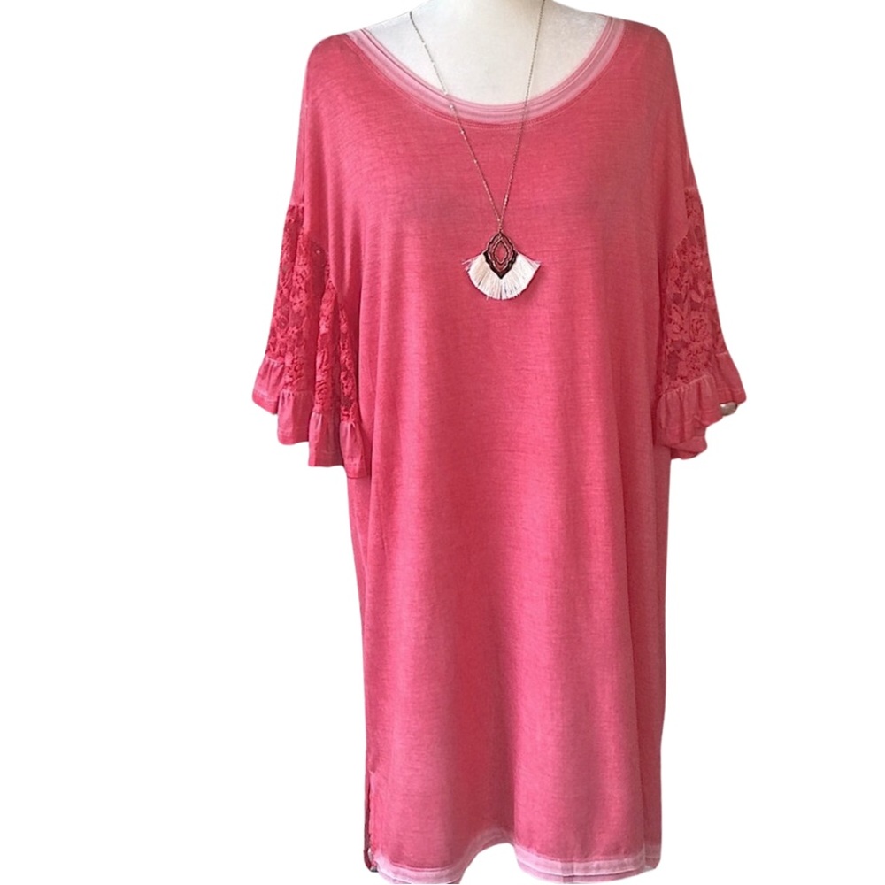 BOUTIQUE ITEM- Elegant Pink Lace Sleeve Dress